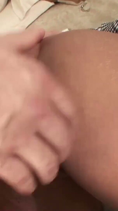 geile stieftochter bekommt volle ladung vom daddy | Clip 2