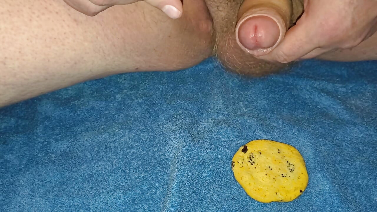Cookie Cum Shot