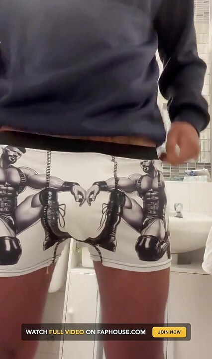 चलो एक साथ वीर्य निकालते हैं