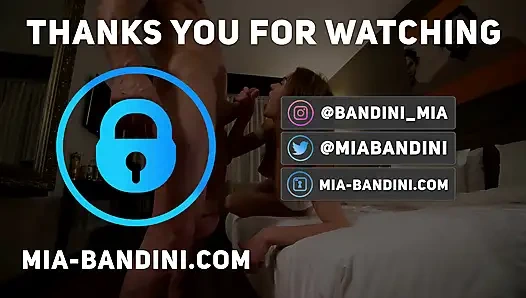 Quick fuck near a mirror in a hotel room - Mia Bandini