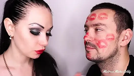 Alex mit starken roten lippenstiften bedeckt, küsst auf seinem gesicht!