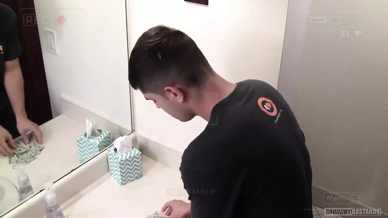 This Cum Dump Seems to Like It