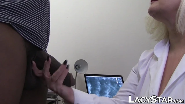 Doctor GILF healed with patients massive black dick