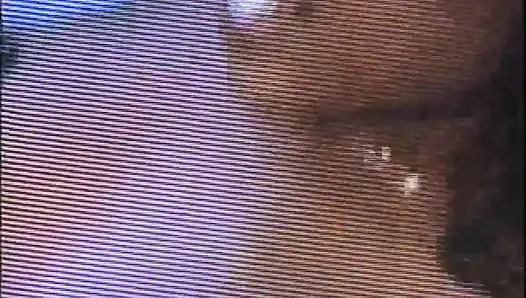 Лизание черной киски, трах на бильярдном столе