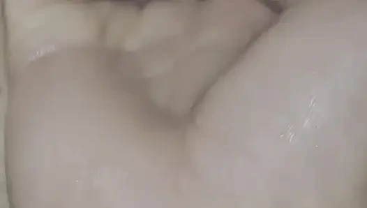 Dr D ngasih amethyst nanas sampai orgasme berkali-berkali