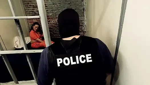 Carmen Valentina's Prison Playtime