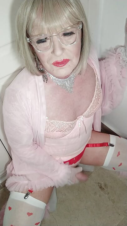 Sissy Pink Crossdresser