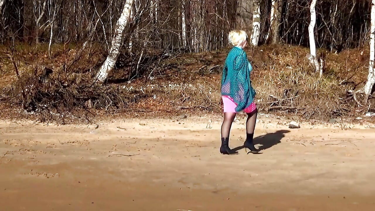 Sexy outfit for spring walk