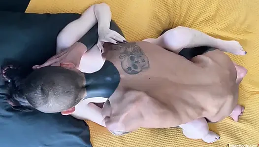 Büyük yaraklı baba büyük memeli büyük götlü kızı sikiyor komşu doxy sert tutkulu romantik çoklu boşalma dölleme bakış açısı