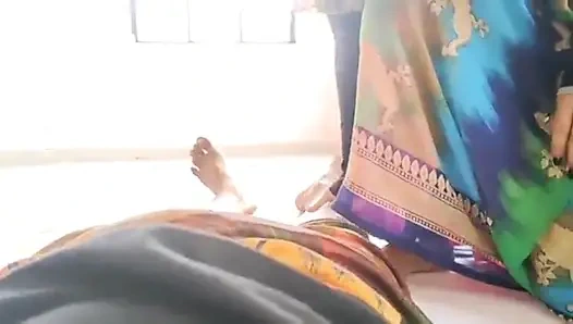 Hintli hizmetçi patronuyla sikişiyor