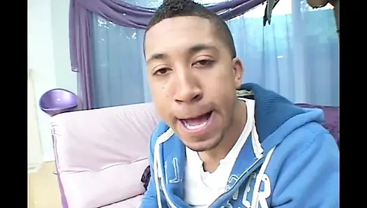 Kontol hitam monster untuk remaja berambut cokelat...