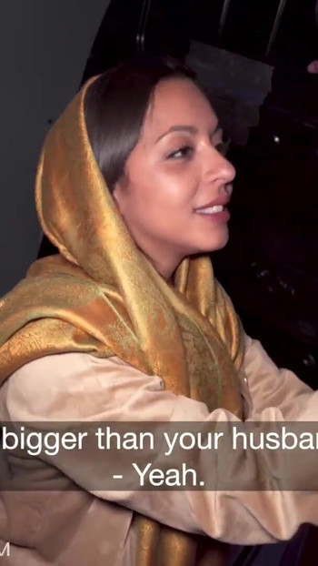 جبهة مورو الخائنة تضرب مؤخرتها السمينة على قضيبه الضخم وعليه أن يقذف داخل الكس - لا يمكن التوقف! | مقطع 1