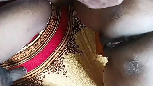 Bagian- 2 ibu tiri India dientot habis-habisan sama kontol besar pria kulit hitam dan pria ini mengeksploitasi skema penjemputan tua untuk nyepong kontol gadis bangladesh