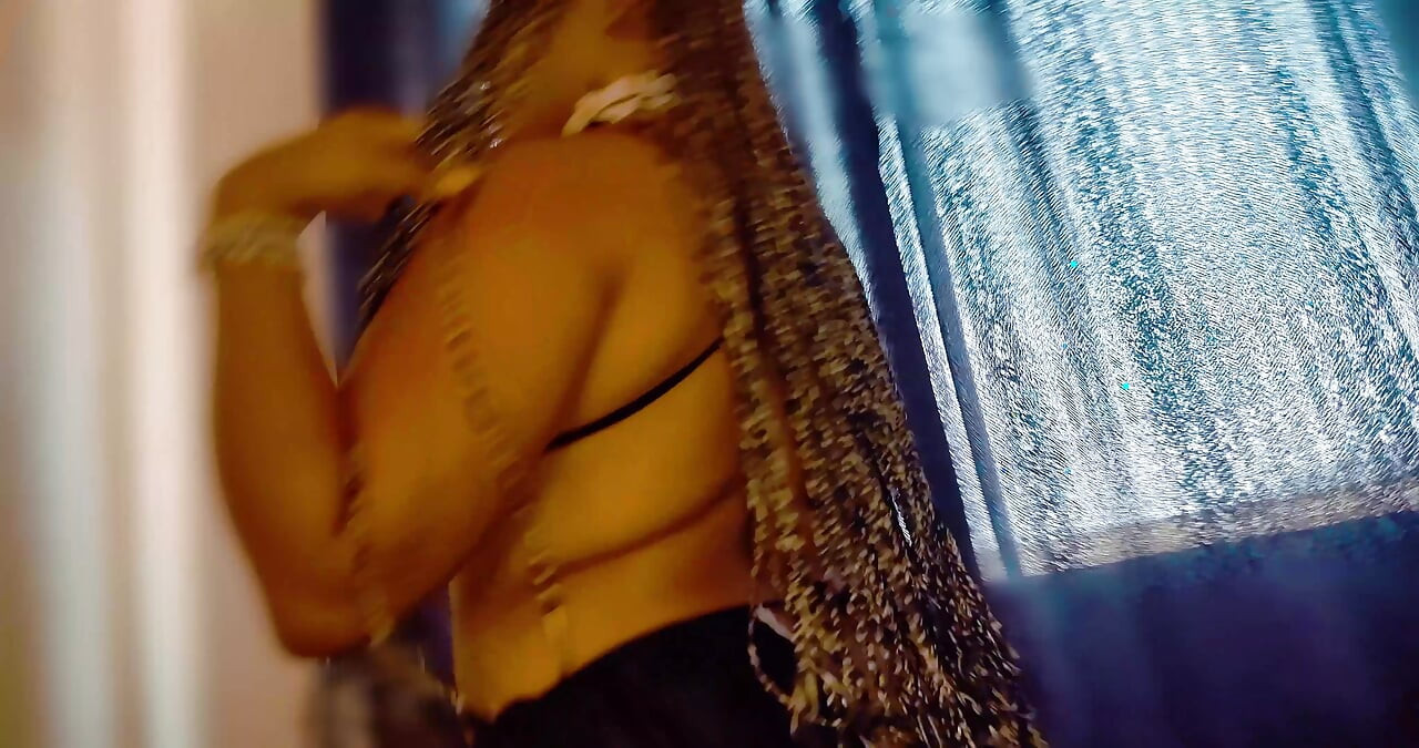SUPER SOBARICA 4 K CUMMY BTS