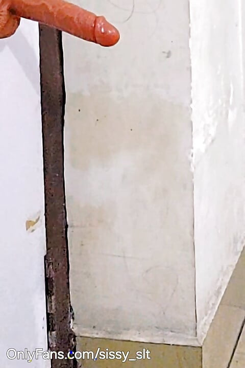 Ženstveni Sissy Femboy Jebanje i Pušenje