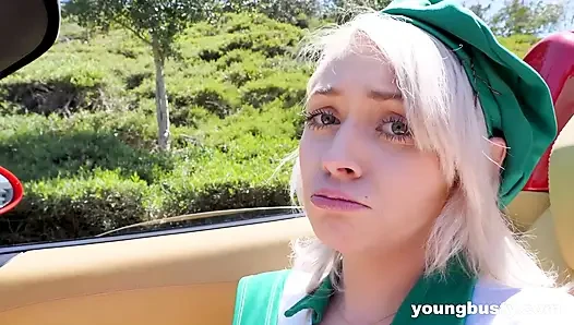 Biraz Çerez satın almak ister misiniz? Ava Sinclair YoungBusty'de