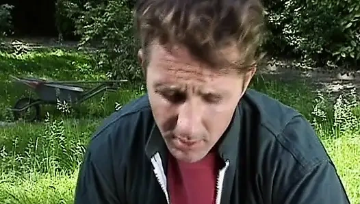 Немецкие куклы занимаются хардкорным аналом на улице в тройничке