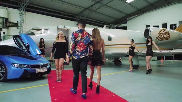 i masturbate while they suck my tits like babies GGmansion