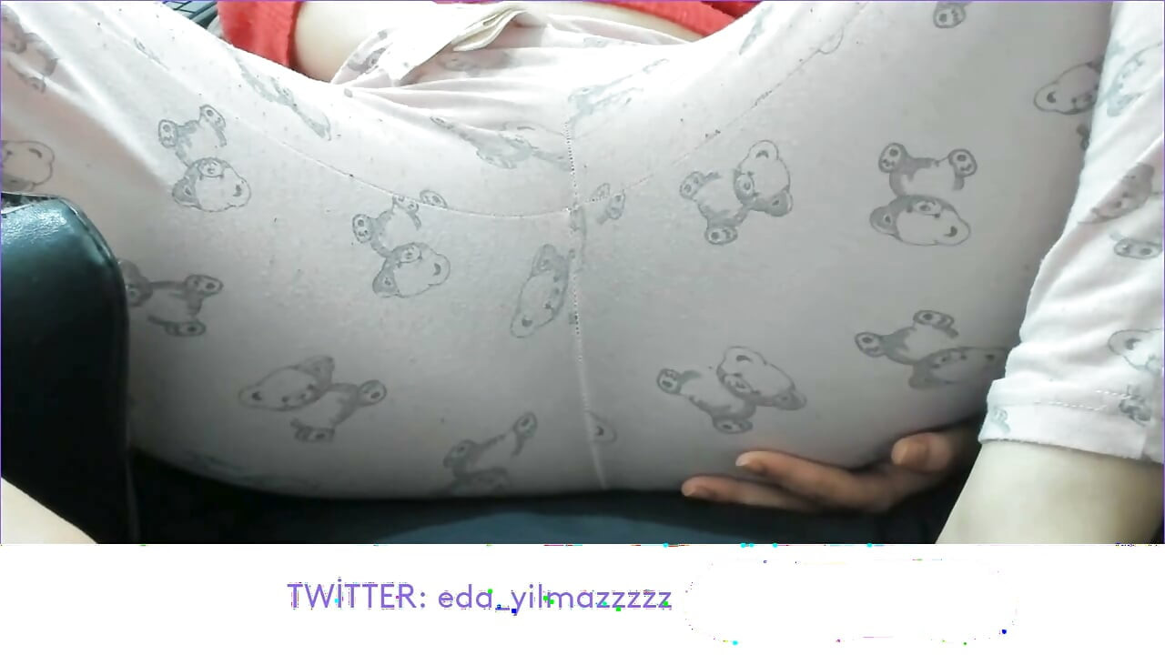 TURK -MASTURBATION IN PAJAMAS- PUSSY CARESSING IN PAJAMAS