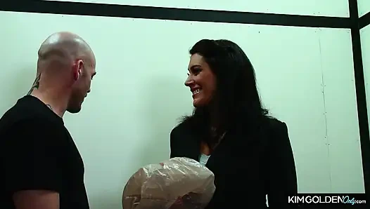 Heisser Quickie mit taetowierter Bruenetten