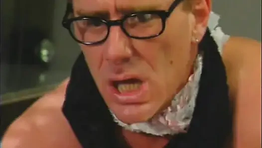 Тройничок - Две Сестры-блондинки Делят Большой Член В Офисе