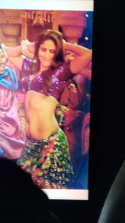 Kareena Kapoor Randi cumtribute #3