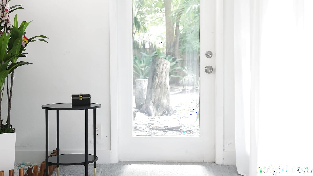 Quente asiática menina tem vários orgasmos duros e esguichando