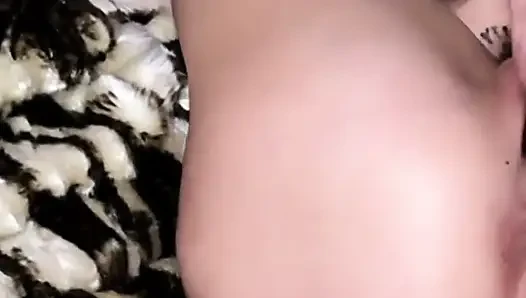 Pertunjukan masturbasi solo tante seksi