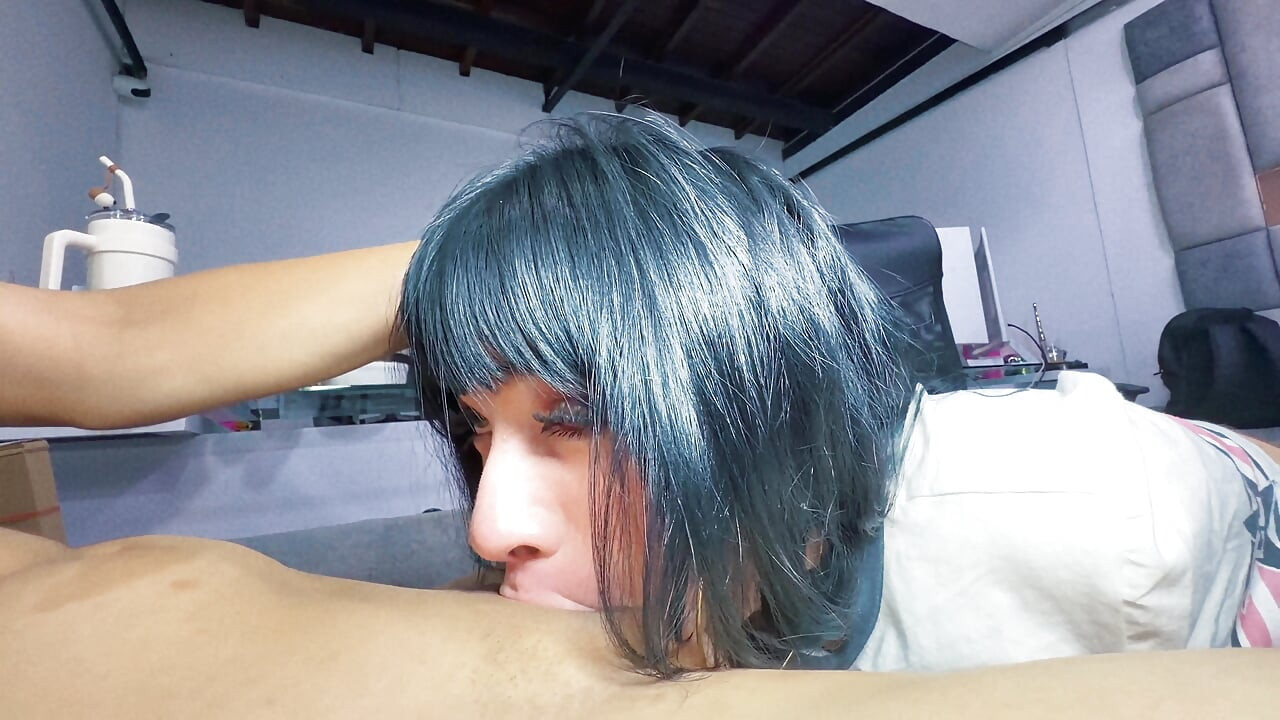 有軌電車保姆第一次與火辣變性女孩生活