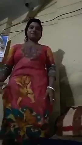 IND GRIL REMOVE SALWAR SUIT