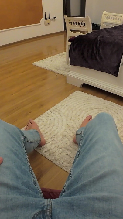 私は元恋人に新しいガールフレンドを浮気させます