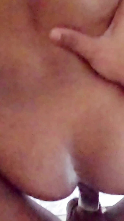 "선생님과 화장실 섹스를 하는 핫한 인도 여대생, 보지를 존나게 따먹고 사정해"
