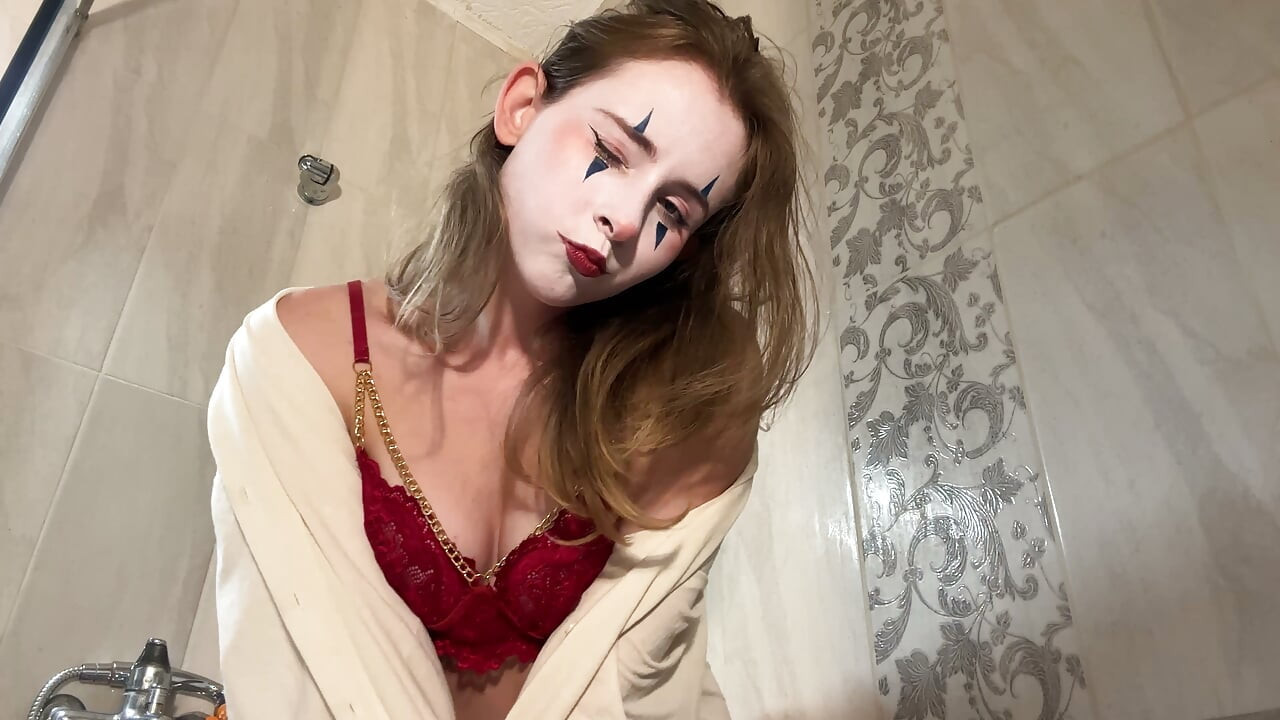 Clownsminke rød undertøy Pixie - Dampende dusjtease til våt ridning