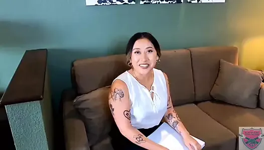 Sexy Asian Realtor Bangs Client