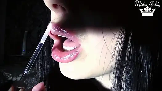 Сперма в глотку сексуальной ведьмы и быть проглоченной, фетиш!