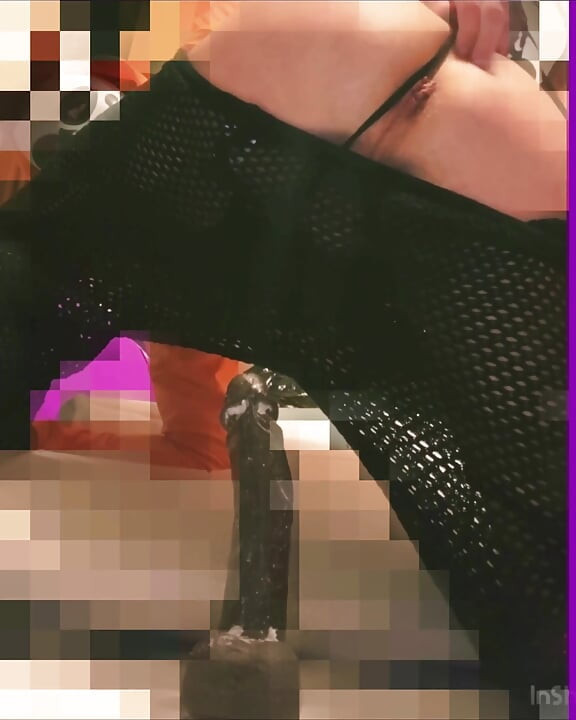 Ass Toy Play