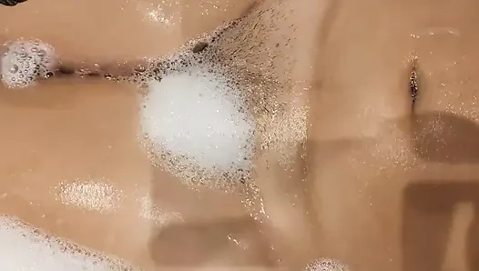 Обнаженная сводная сестра