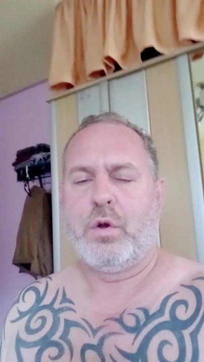 fat daddy fuck his boyfriend in the mouth