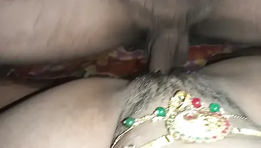 Radha Bhabhi Devar Ke Lad Ke Hand Se Pani Nikti, Desi Sexy Video, Sexy Video, Sex Video