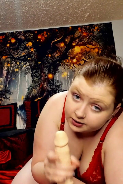 Stepmommy needs your cock