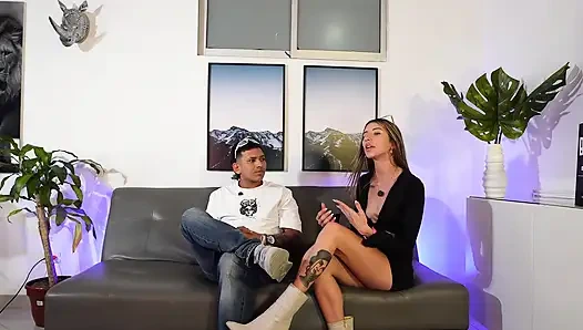 Kami mewawancarai Allessa Kitty dan dia memberi tahu kami tentang seleranya pada wanita dan bagaimana dia menyukai pria