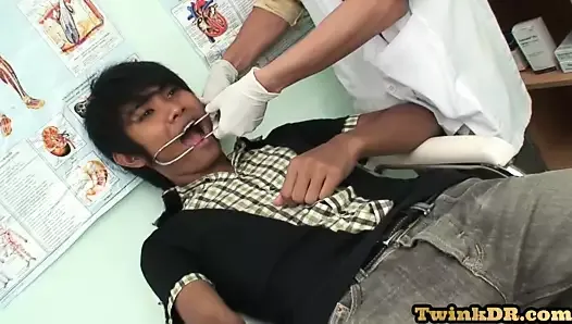 Asia twink fingered and bred by medic for cum in mouth