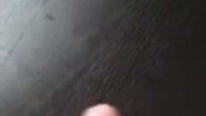 Mutfak masasında mastürbasyon