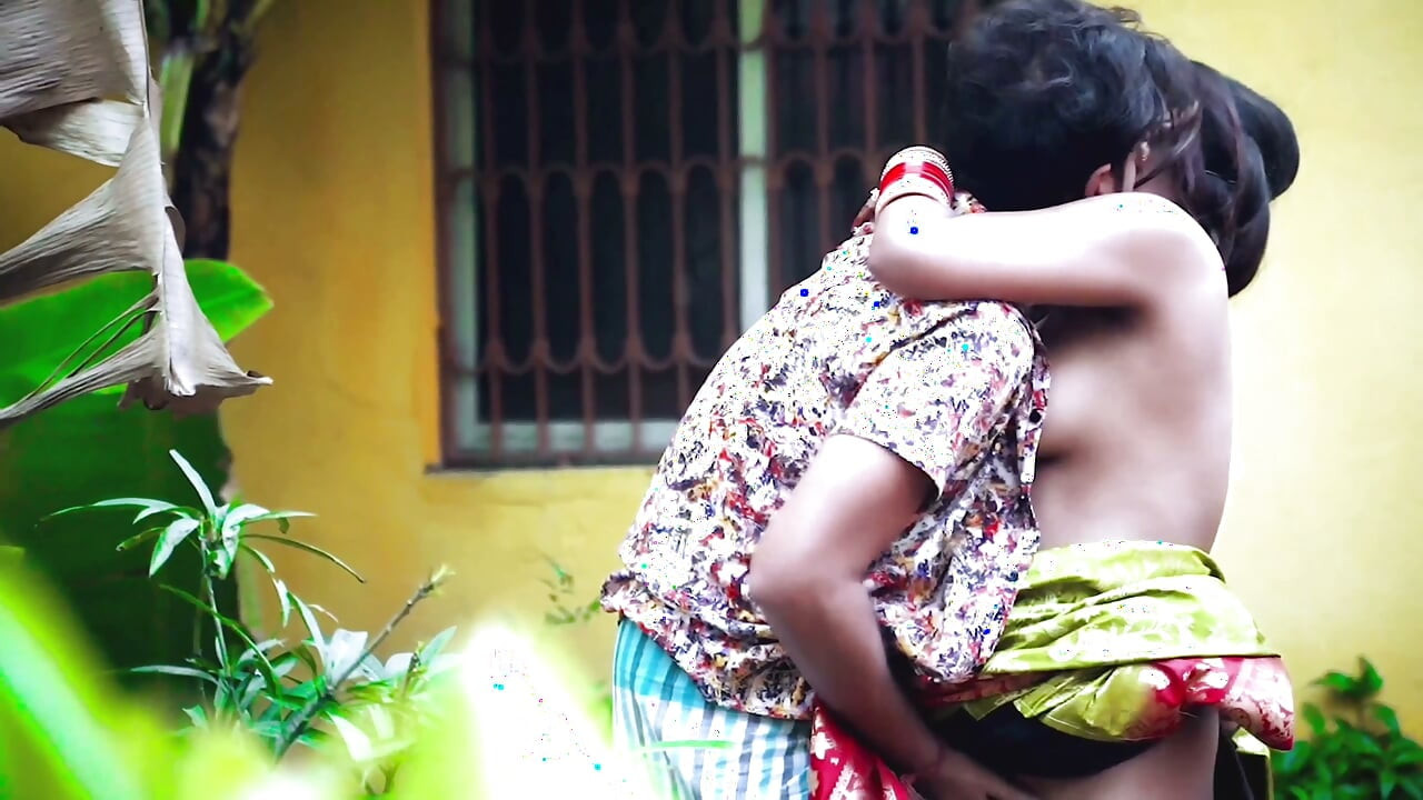 Devar ne Bhabhi ke ajaib ghar me dekh kar usko chod diya