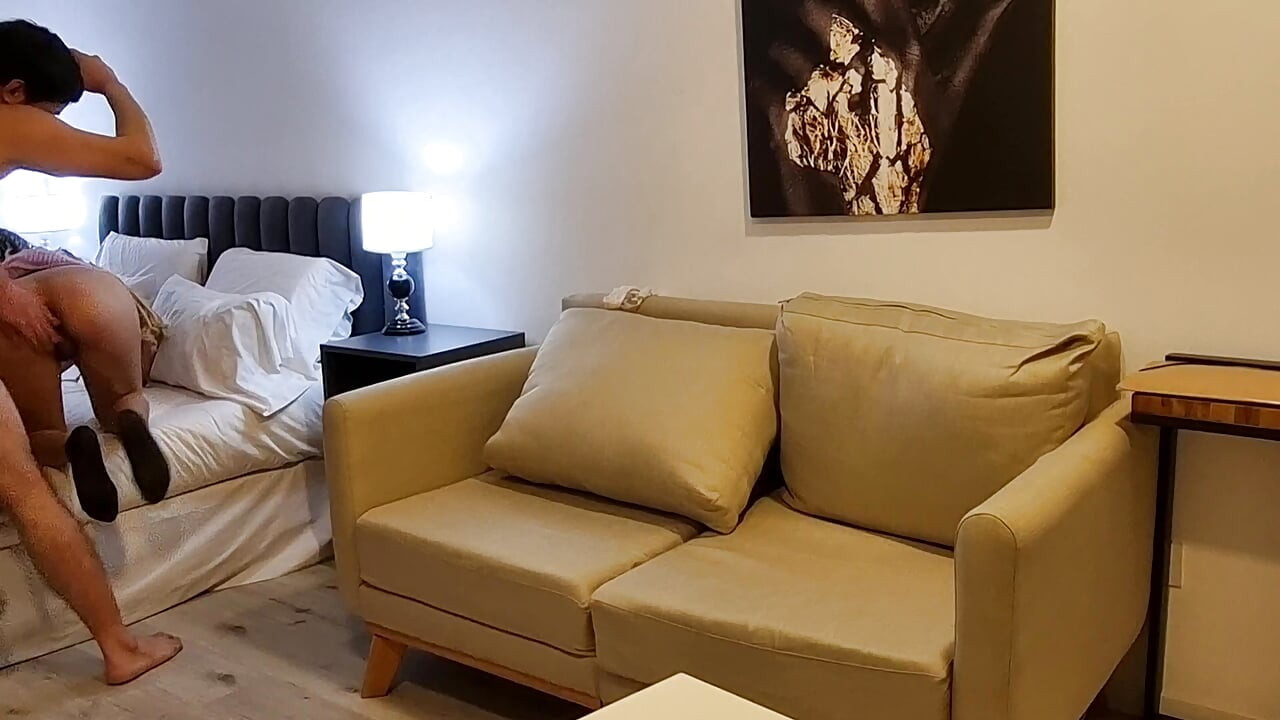 Sex în trei cu două chelnerițe argentiniene în Buenos Aires