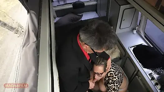 Silikon olmadan kocaman ama güzel göğüsler