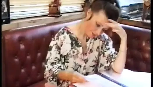 Gadis nakal ini dientot sama guru lesnya sendiri