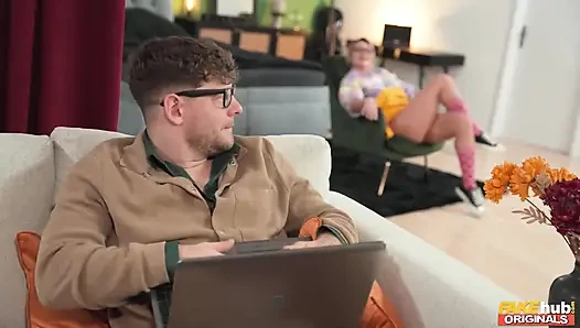 Fakehub originals - karina king si cewek nakal dientot sama besar