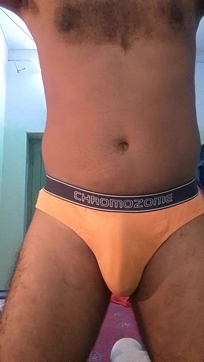Sexy Tamil boy body. hot dance .