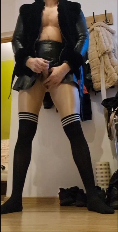 Morning strong orgasm